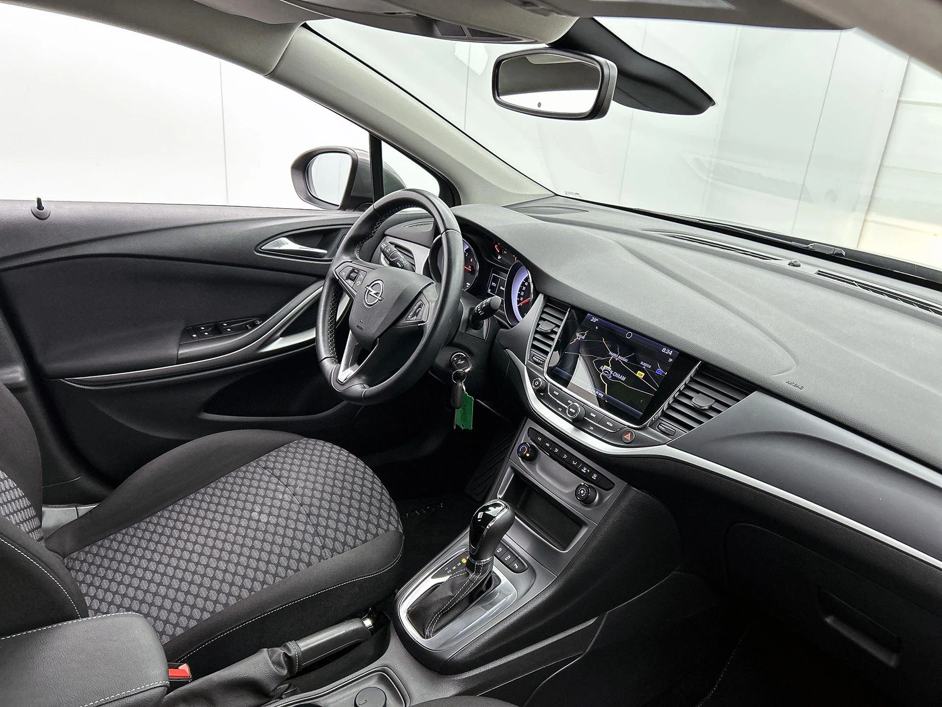 Opel-Astra-image-19
