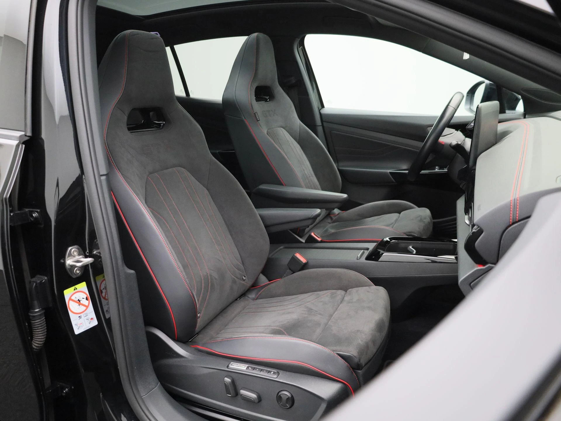 Volkswagen-ID.5-image-35