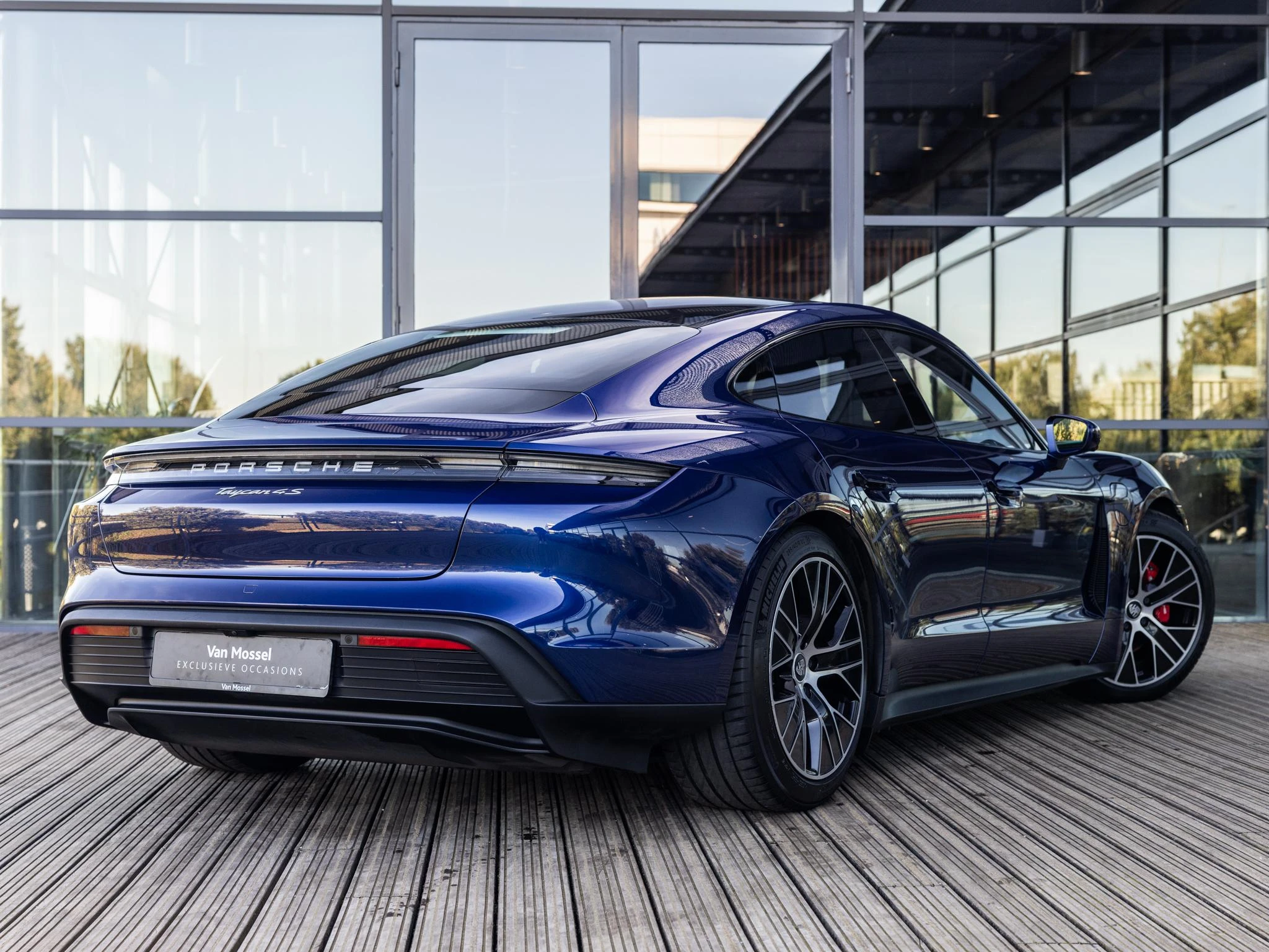 Porsche-Taycan-image-2