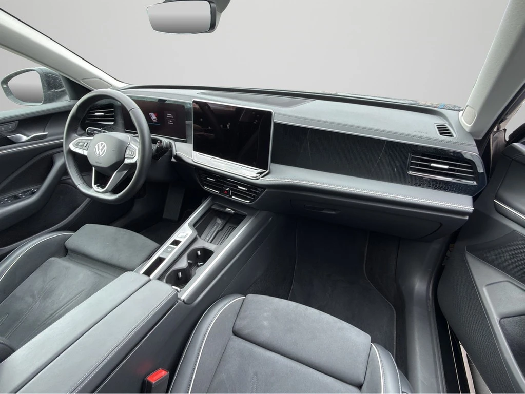 Volkswagen-Passat-image-7