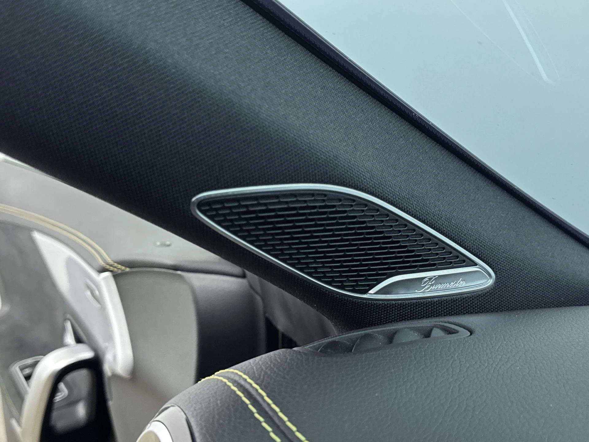 Mercedes-Benz-CLA-image-10