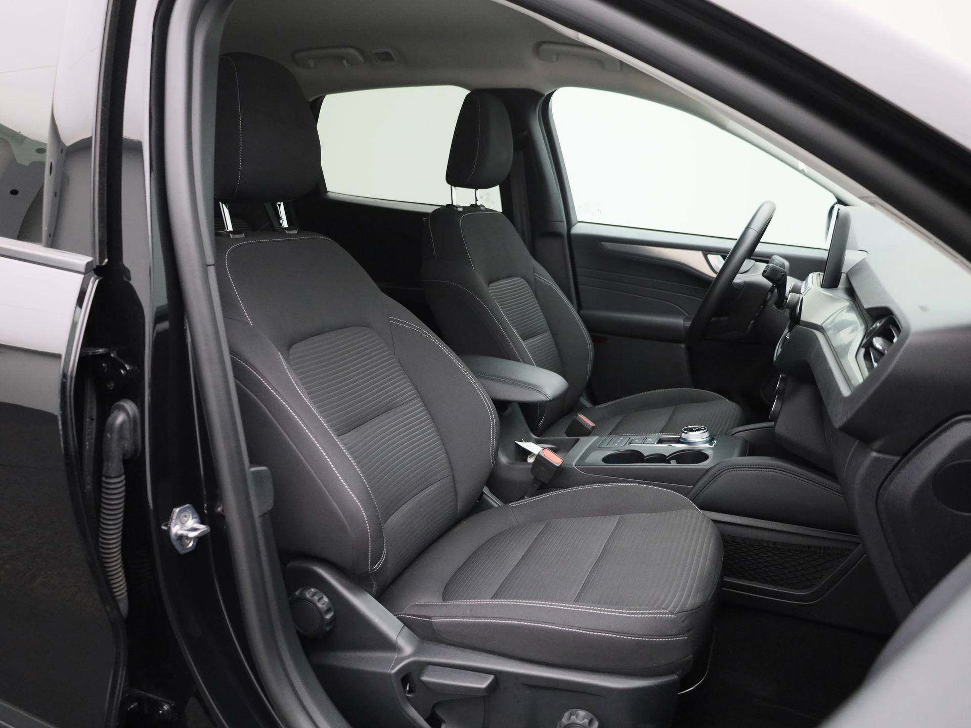 Ford-Kuga-image-31
