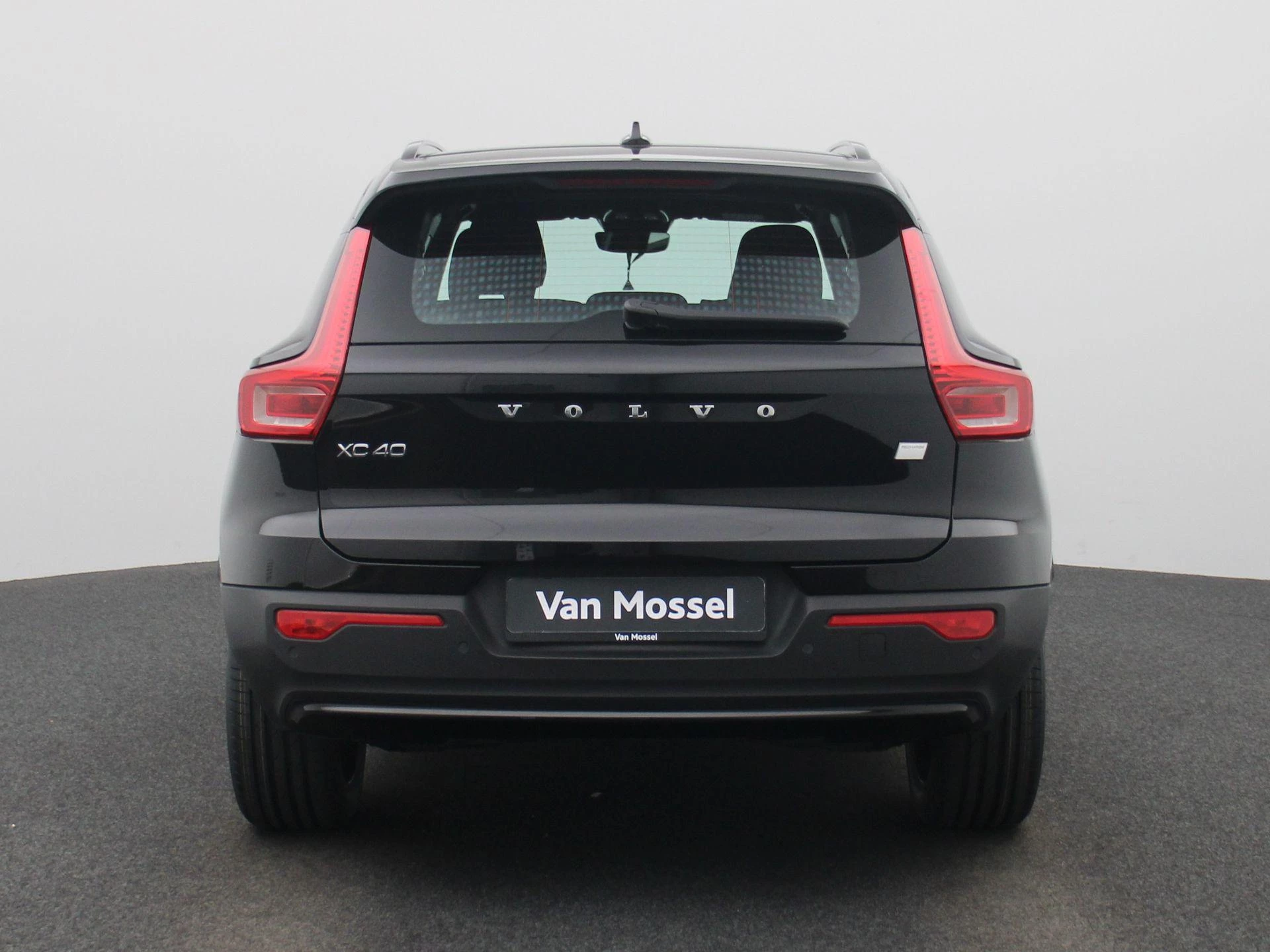 Volvo-XC40-image-4