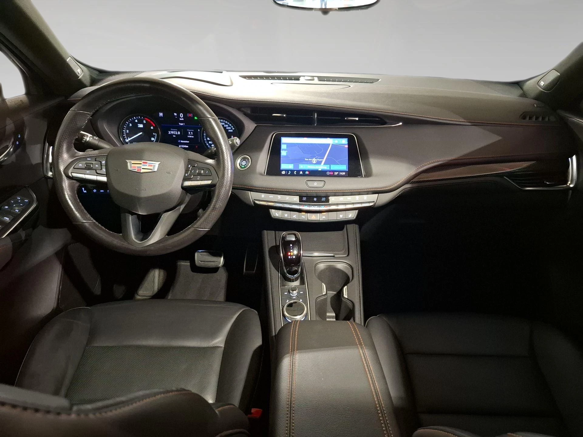 Cadillac-XT4-image-11