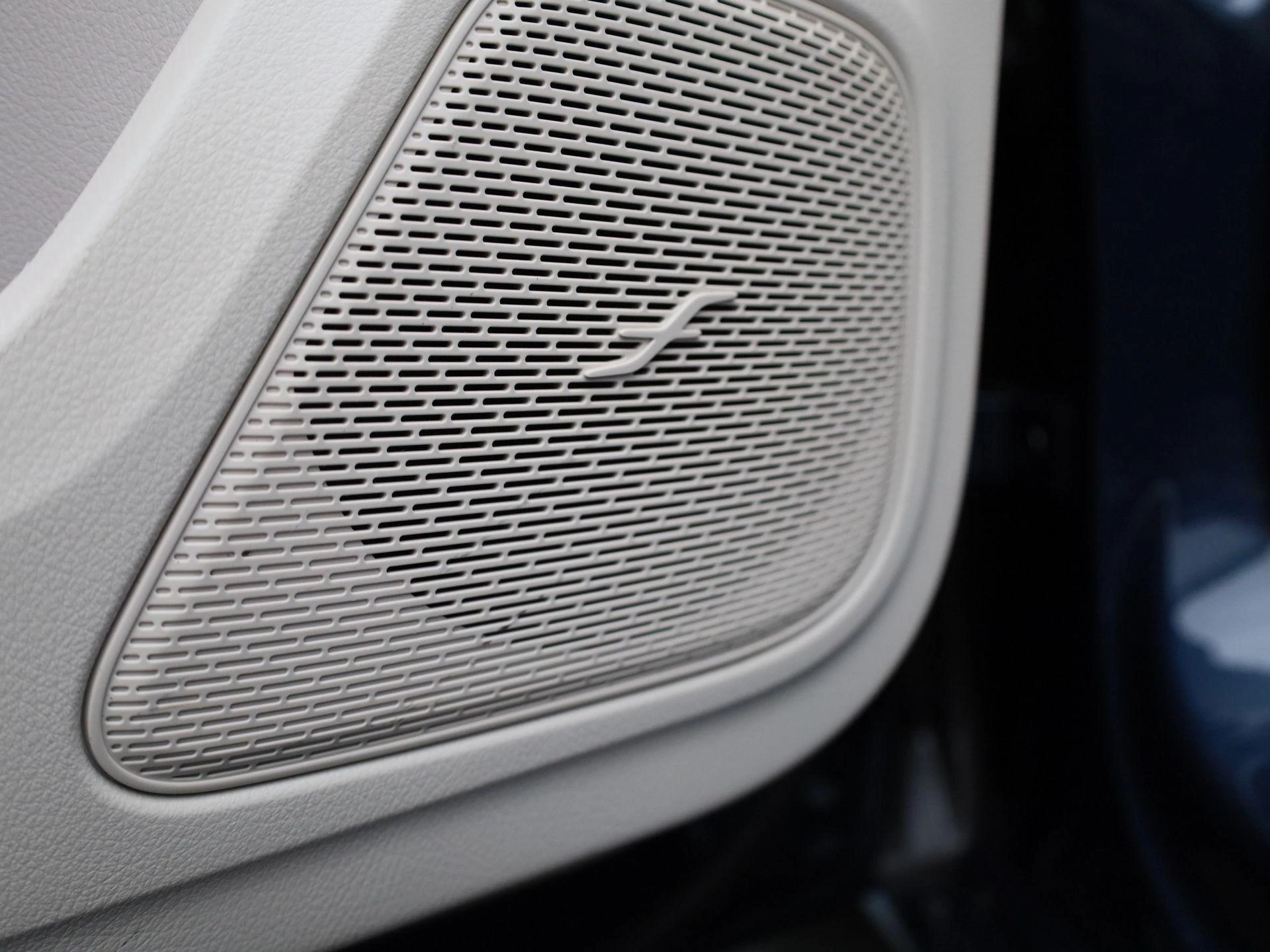 Mercedes-Benz-A-Klasse-image-36
