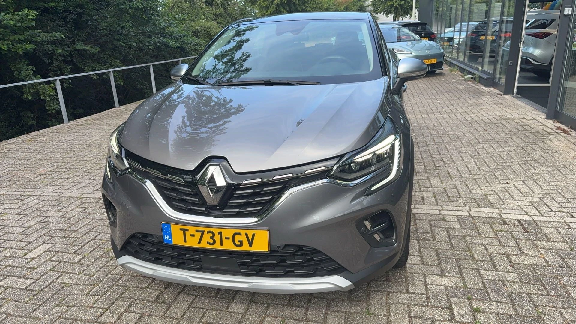 Renault-Captur-image-1