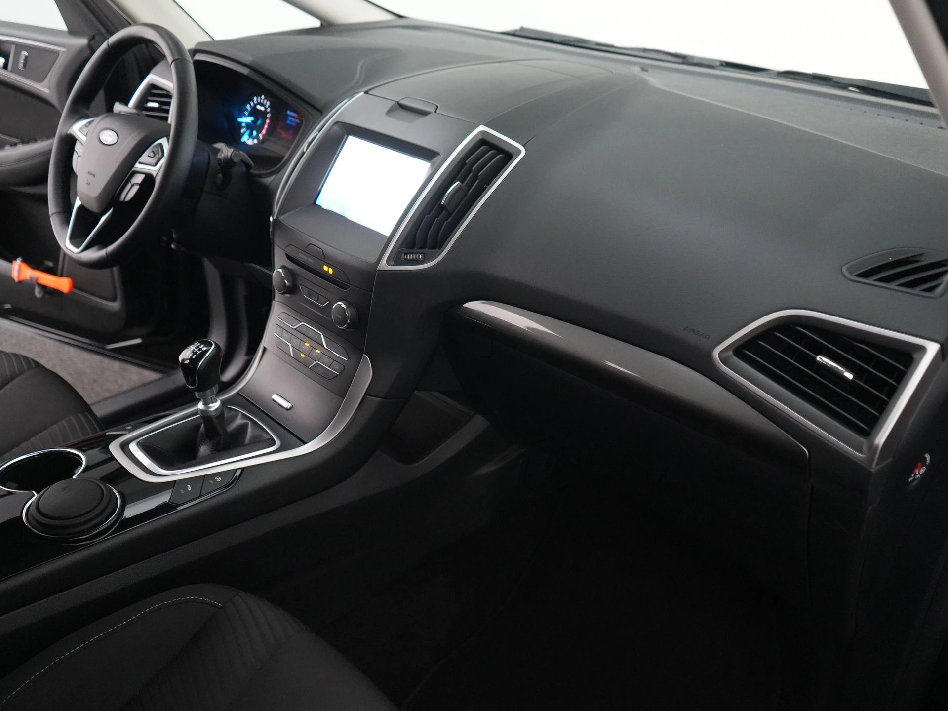 Ford-S-Max-image-44
