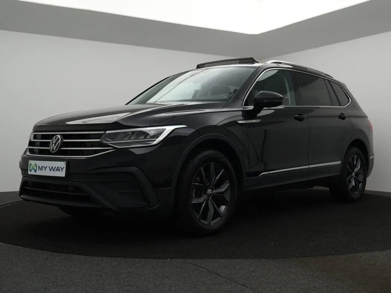 Volkswagen-Tiguan Allspace-image-0