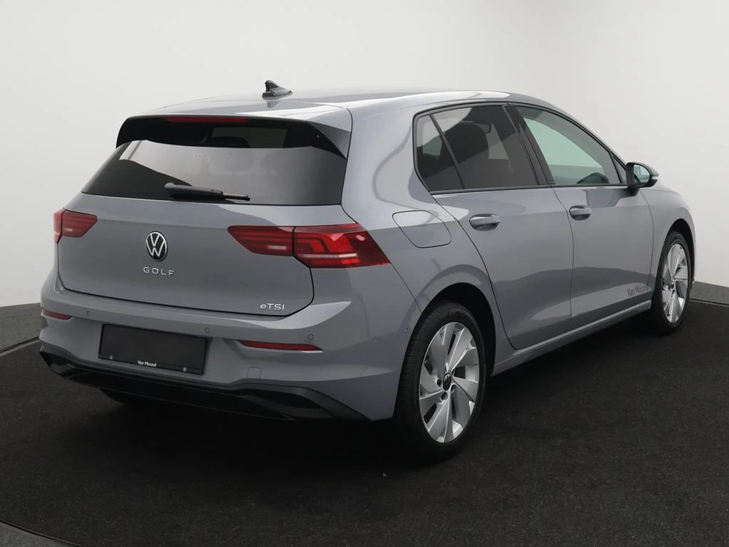 Volkswagen Golf VIII Golf Life Business 1.5eTSI 116PK AUTOMAAT * DEMO *