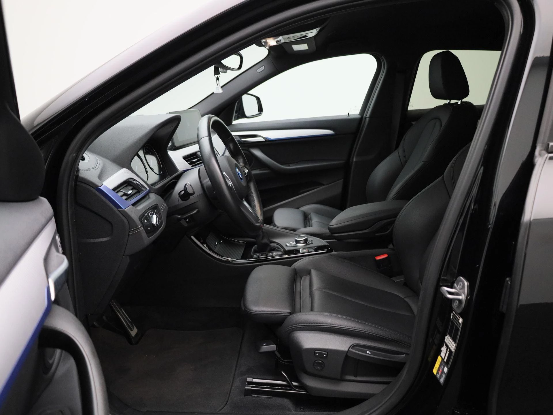 BMW X2 xDrive25e