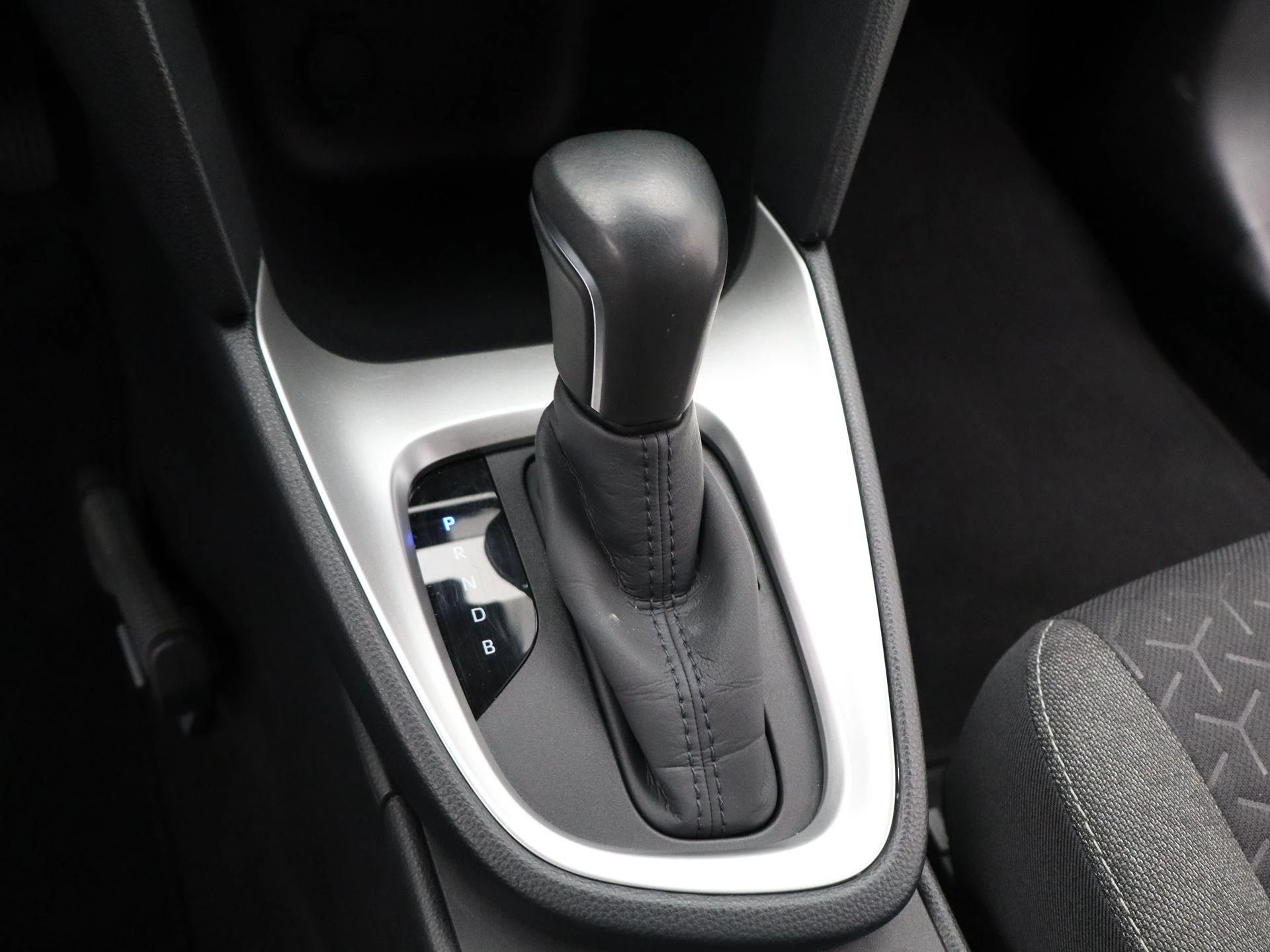 Toyota-Yaris Cross-image-17