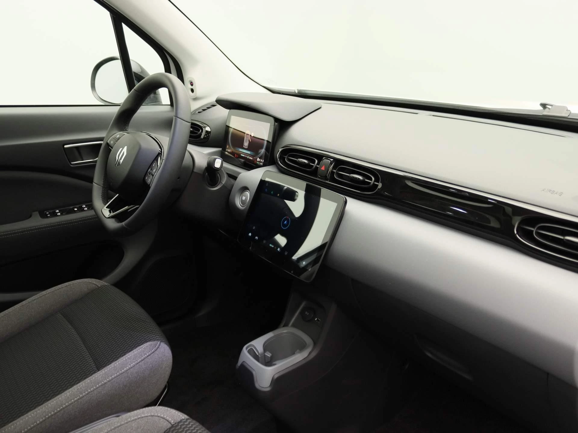 Leapmotor-T03-image-20