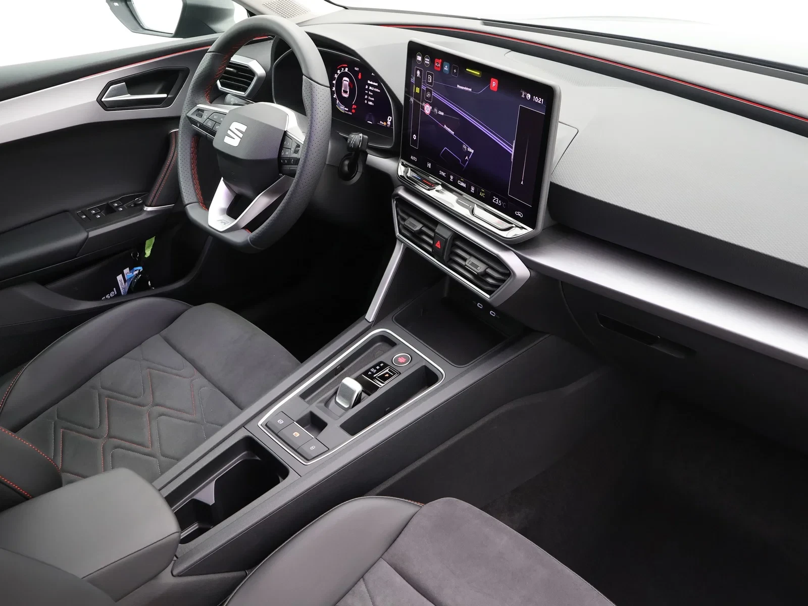 SEAT Leon Leon 5D FR 1.5TSI 150pk *AUTOMAAT*APP CONNECT*CAMERA*NAVI*MEMORY SEATS*HALF LEDER*...DEMO