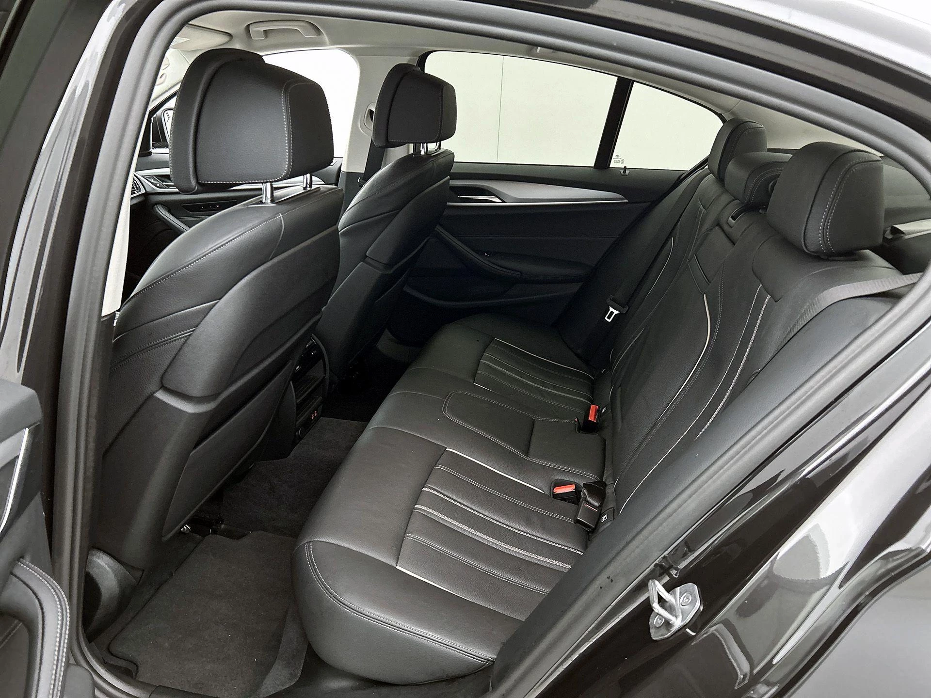 BMW-5 Serie-image-26