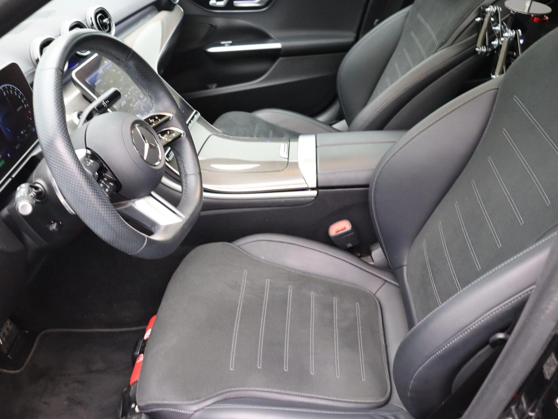 Mercedes-Benz Classe C 300 e AMG Line Estate + PANORAMISCH DAK + NIGHTPAKKET +