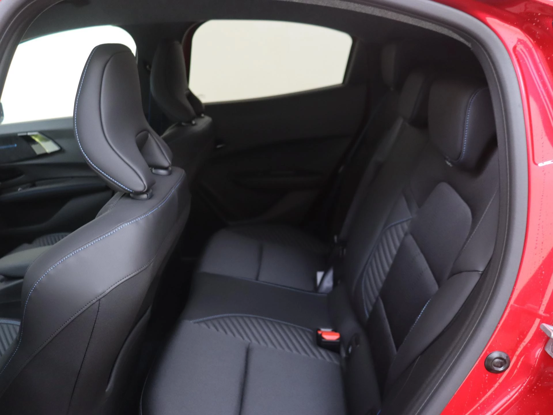 Renault-Clio-image-11