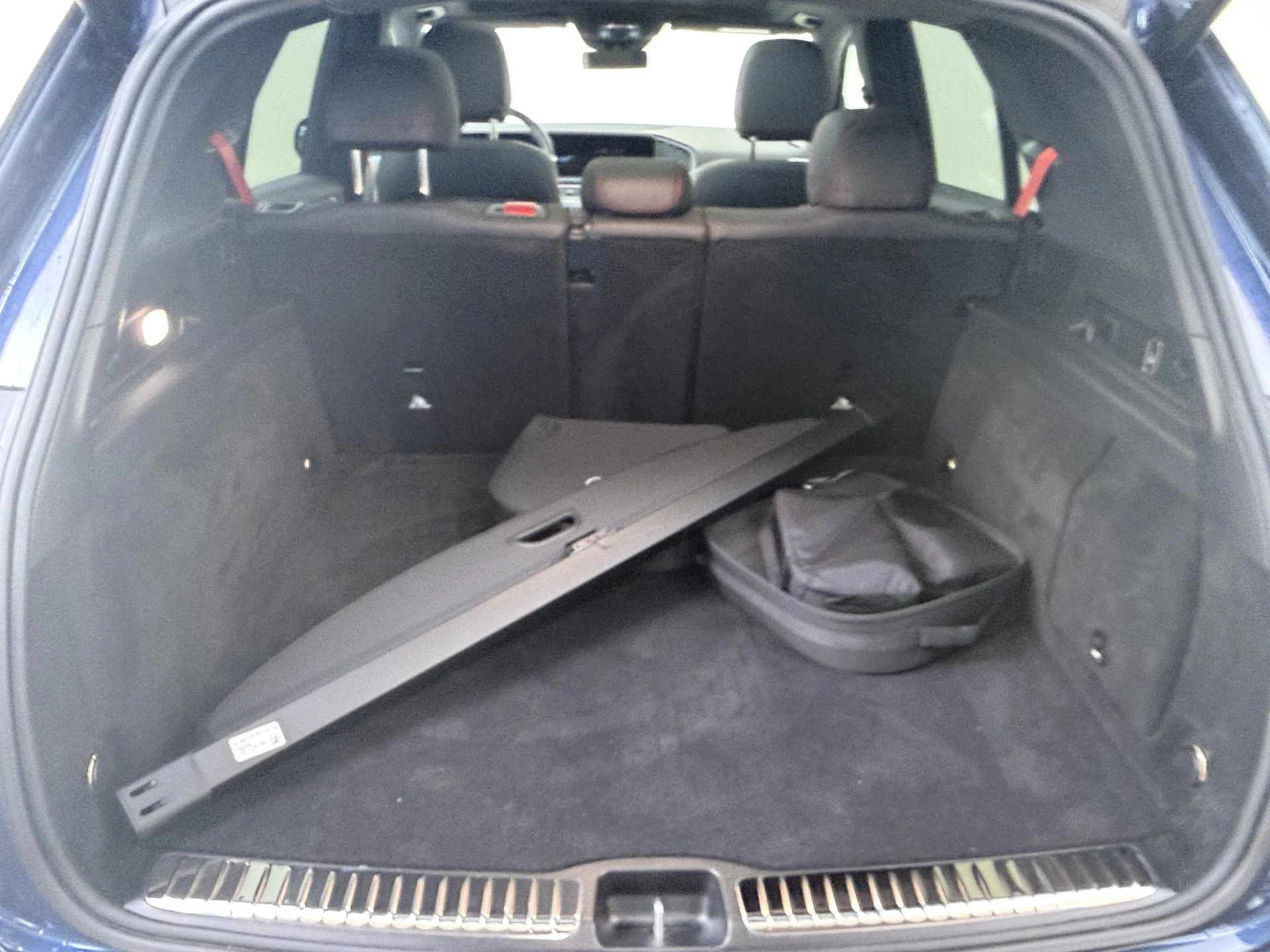 Mercedes-Benz-GLE-image-31