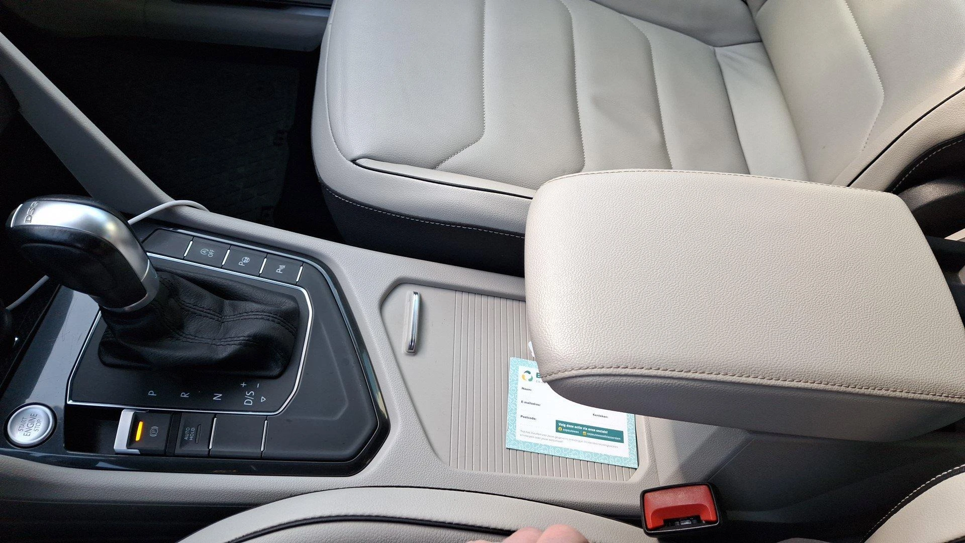 Volkswagen-Tiguan-image-15
