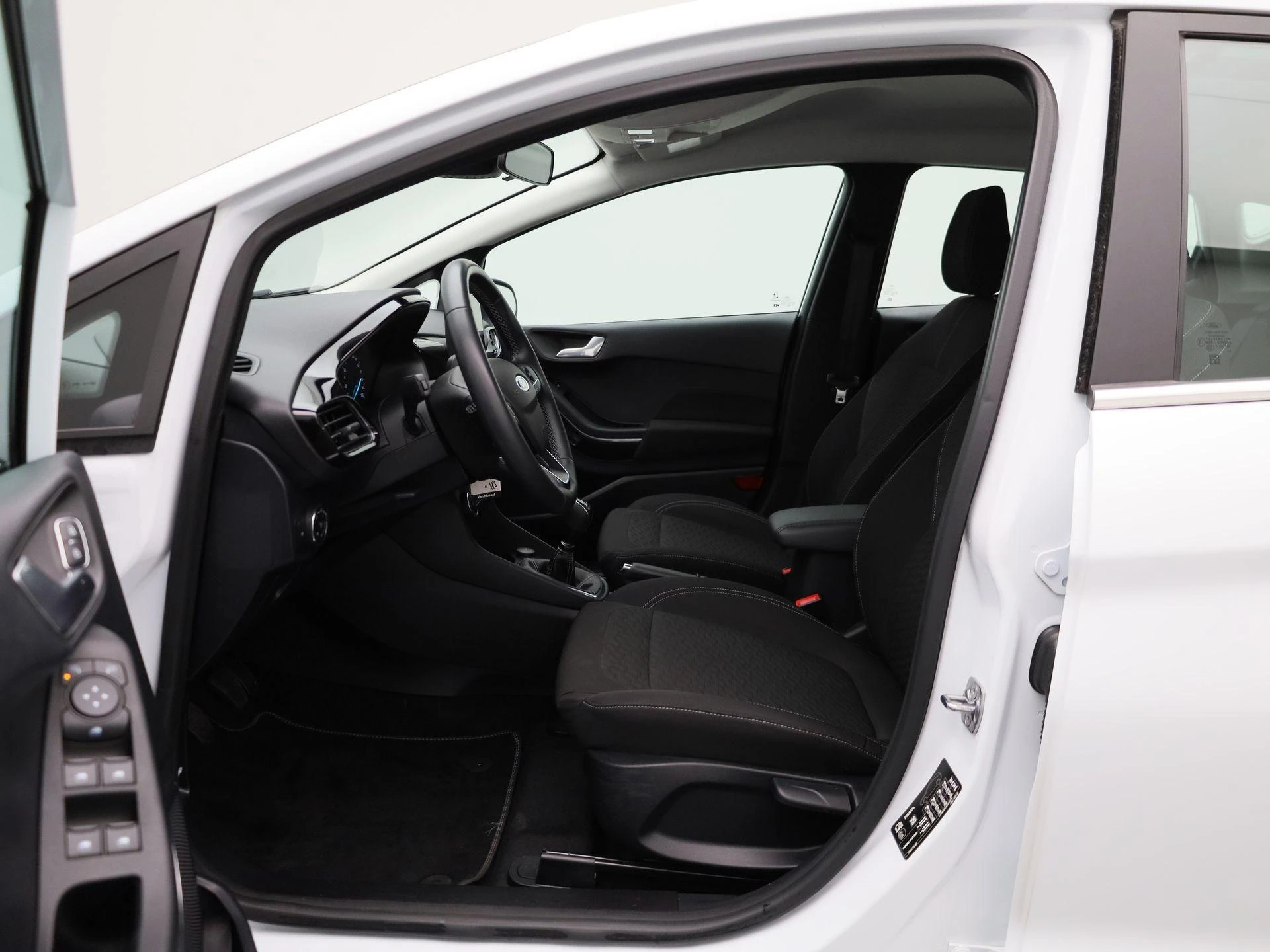 Ford-Fiesta-image-8