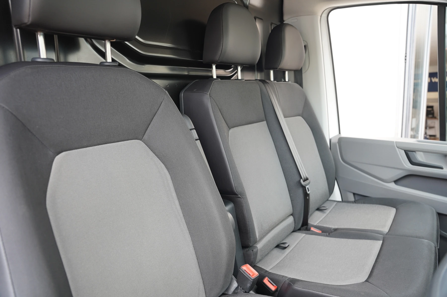 Volkswagen-Crafter-image-8