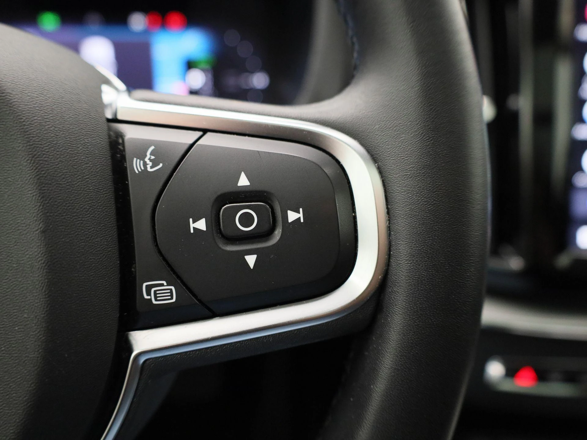Volvo-XC60-image-18