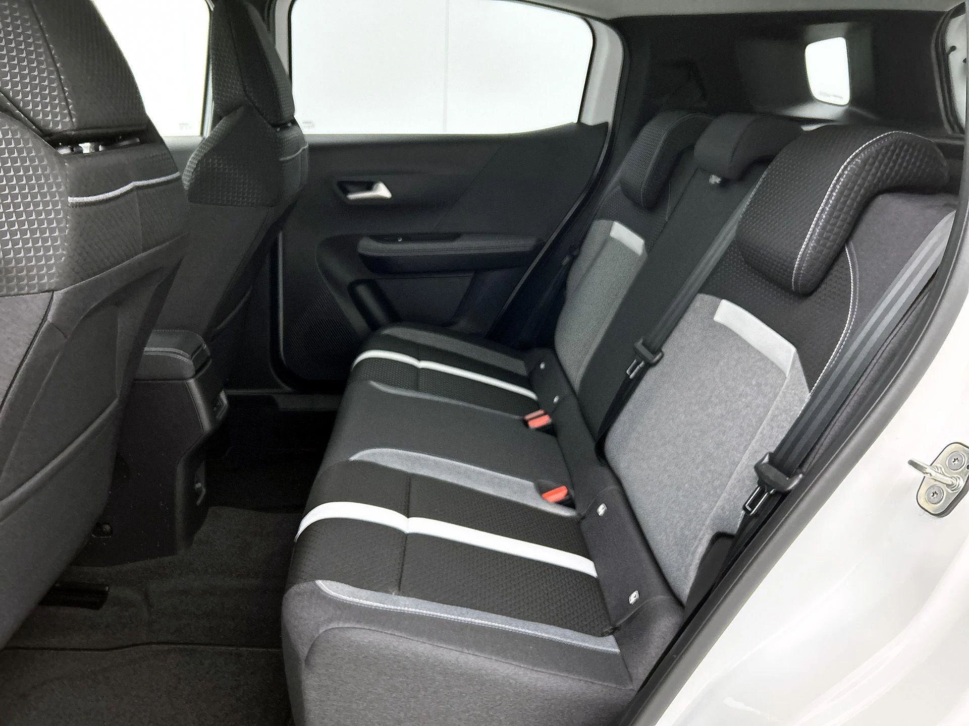 Opel Frontera 1.2 Turbo Hybrid GS