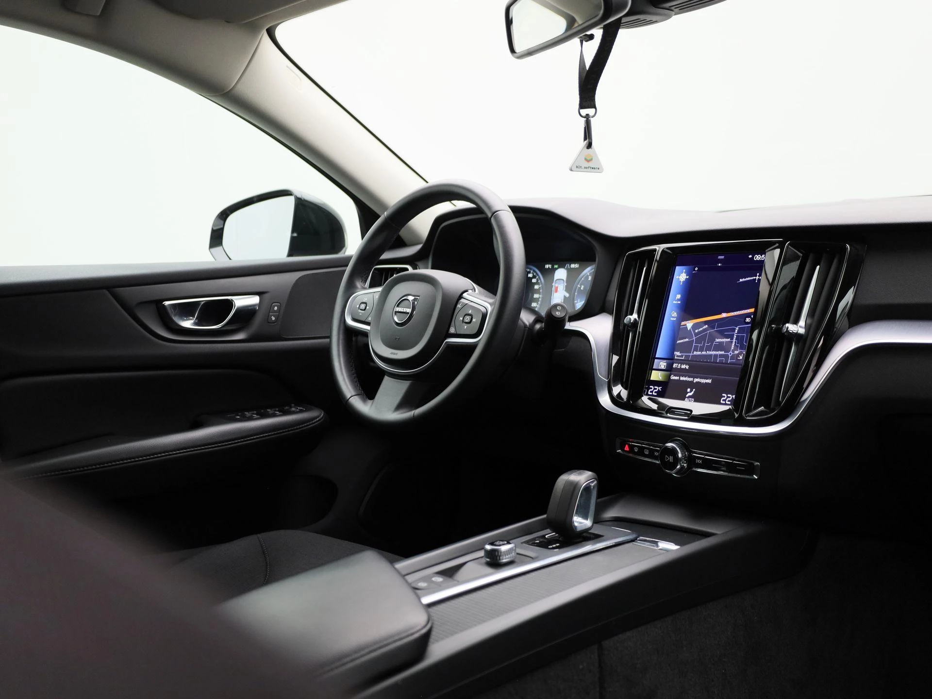Volvo-V60-image-32