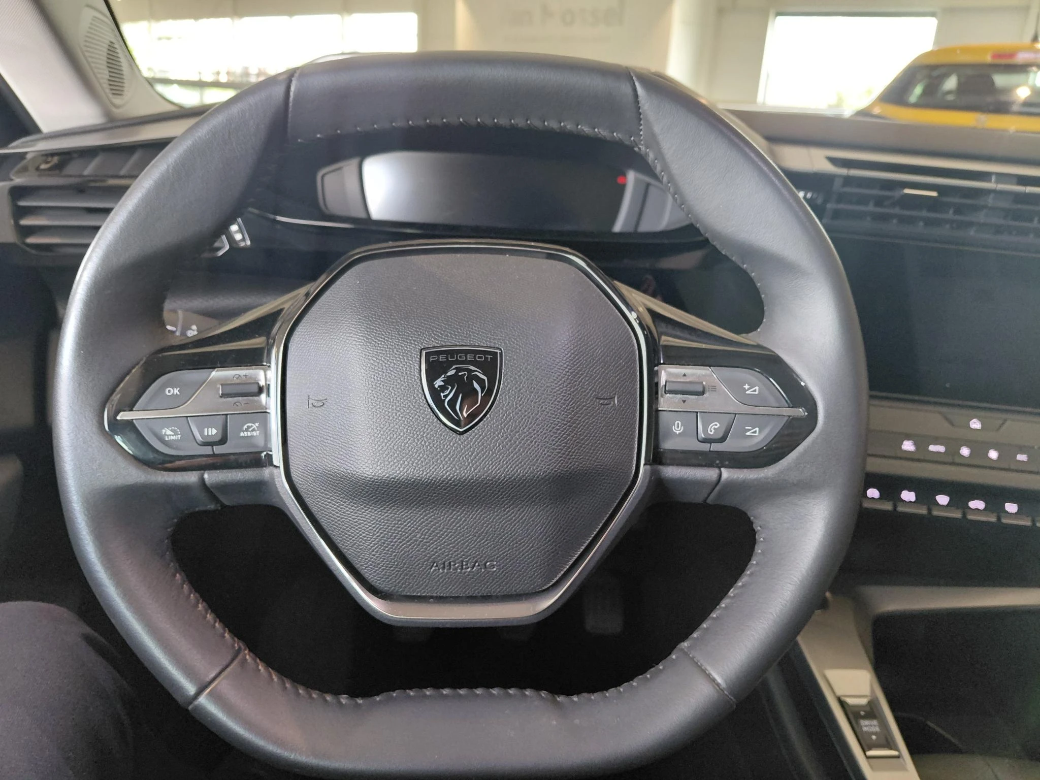 Peugeot-308-image-11