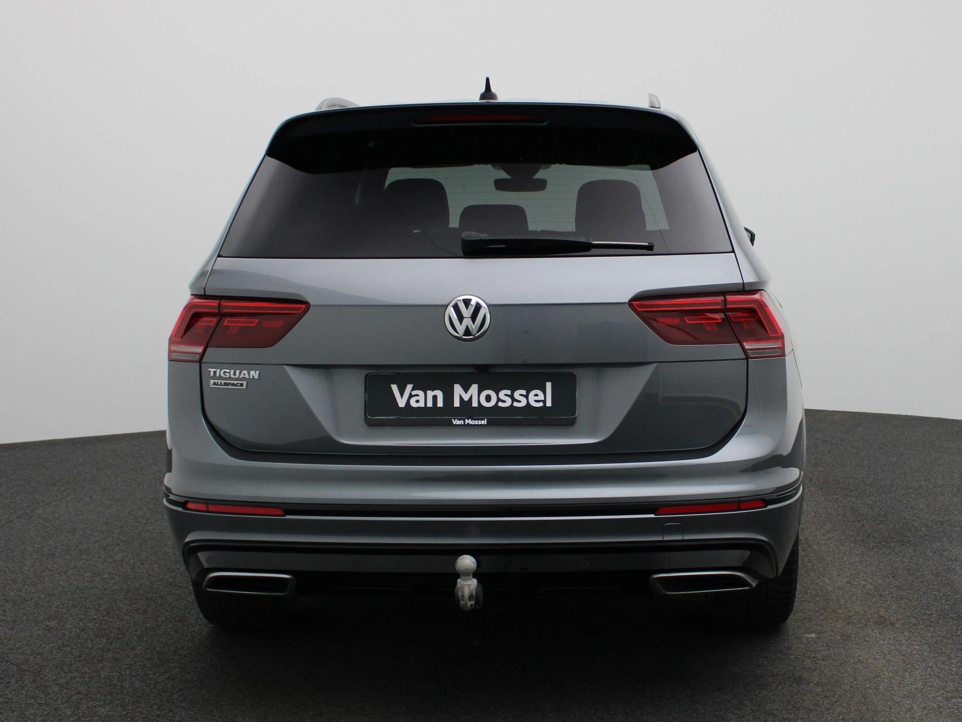 Volkswagen-Tiguan Allspace-image-4