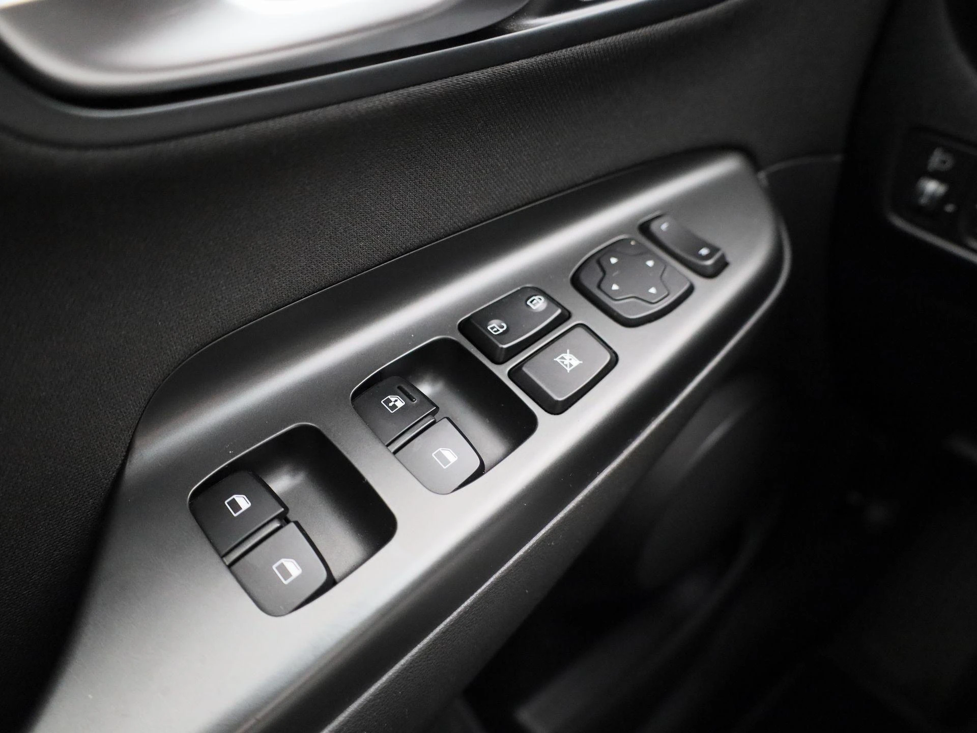 Hyundai-Kona-image-24