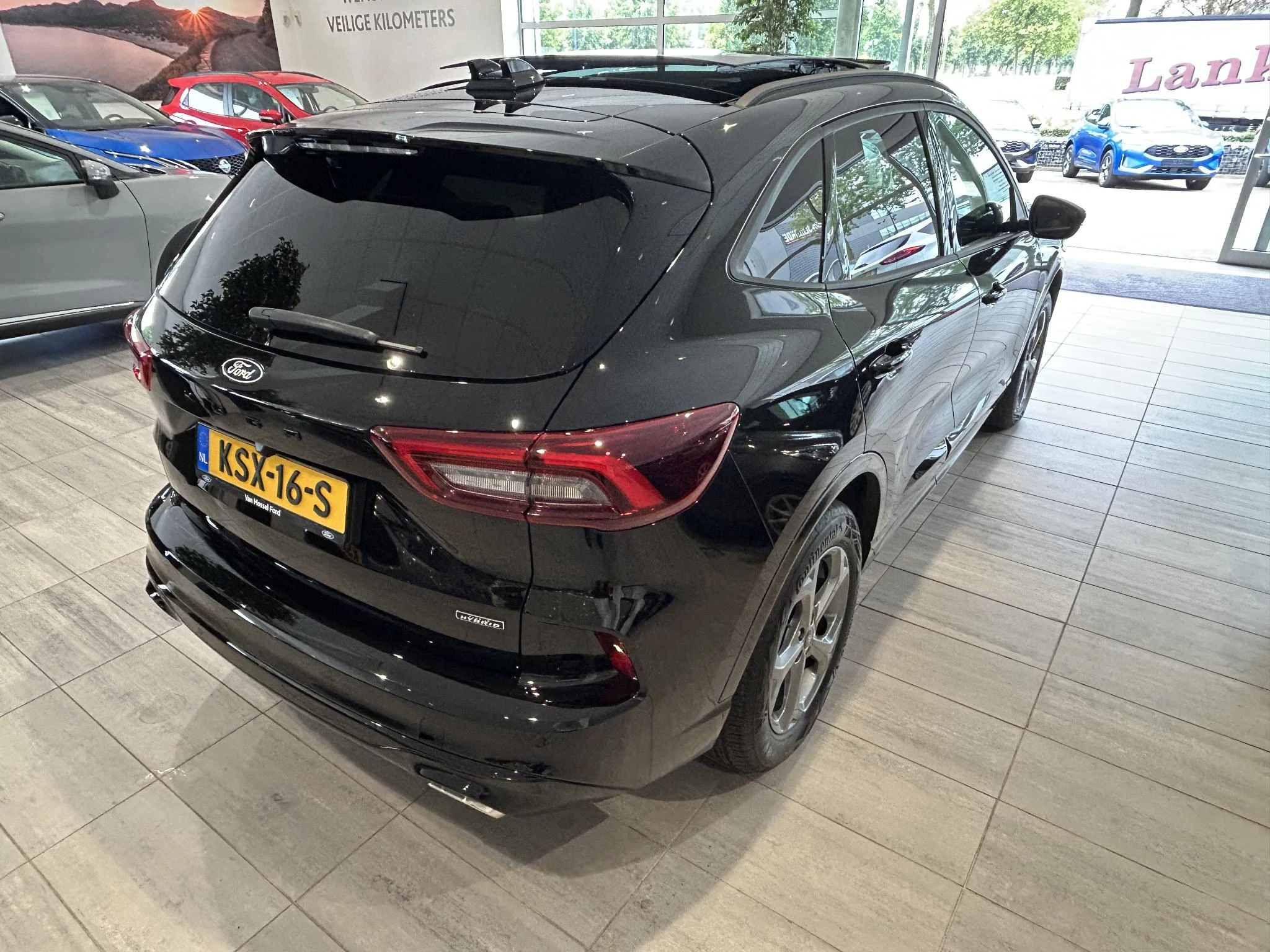Ford-Kuga-image-4