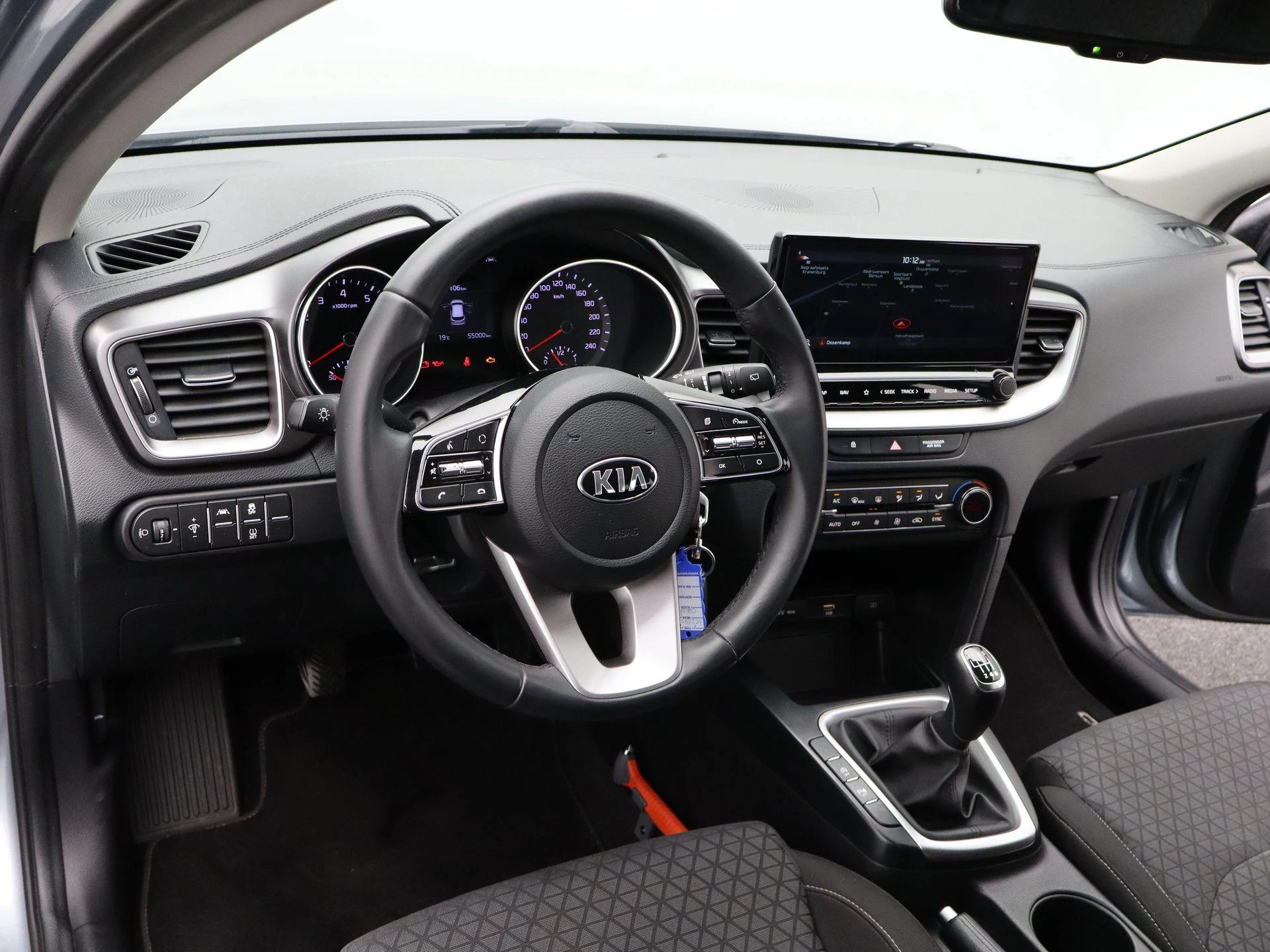Kia-Ceed Sportswagon-image-24