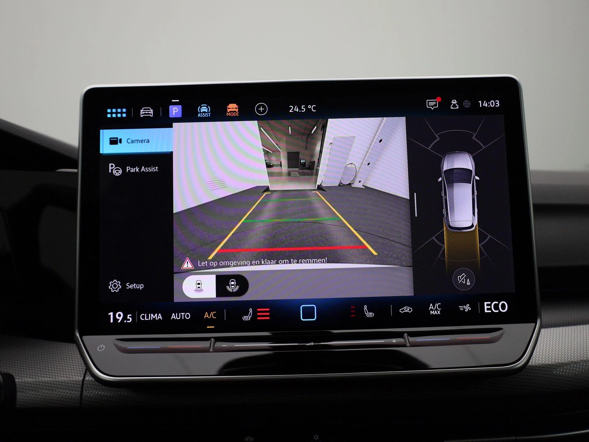 Volkswagen-Golf-image-28