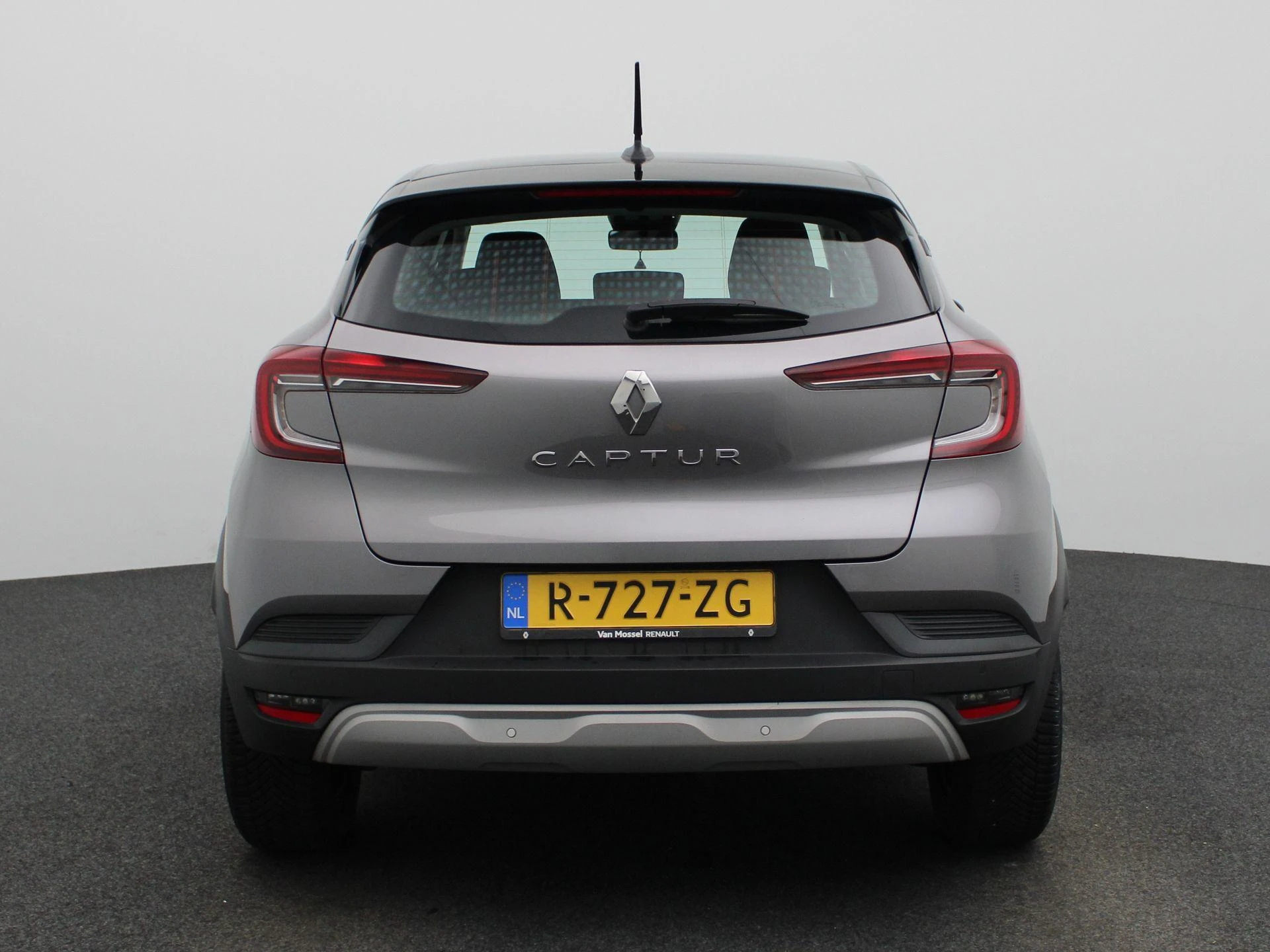 Renault-Captur-image-4
