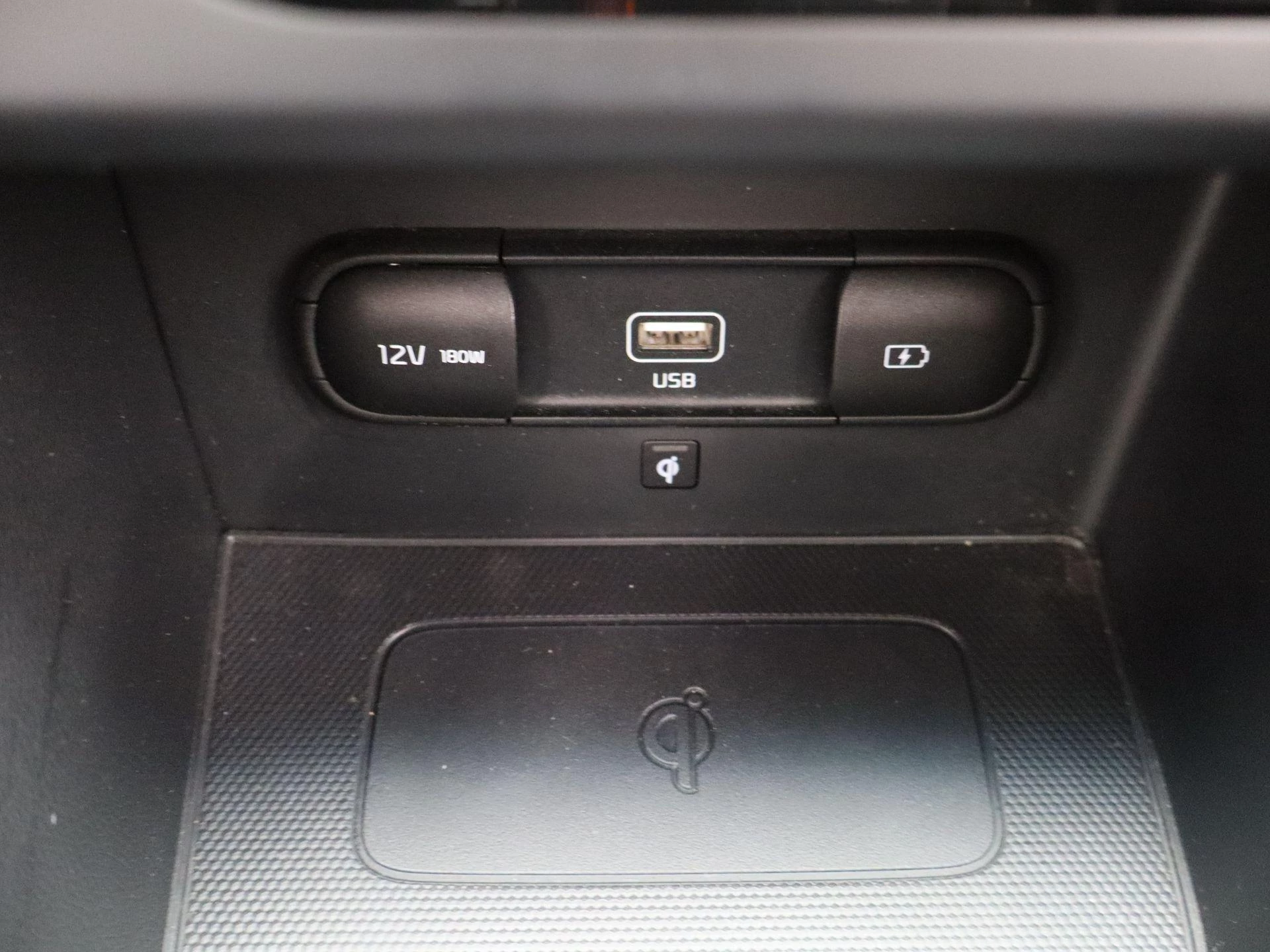 Kia-Niro-image-19