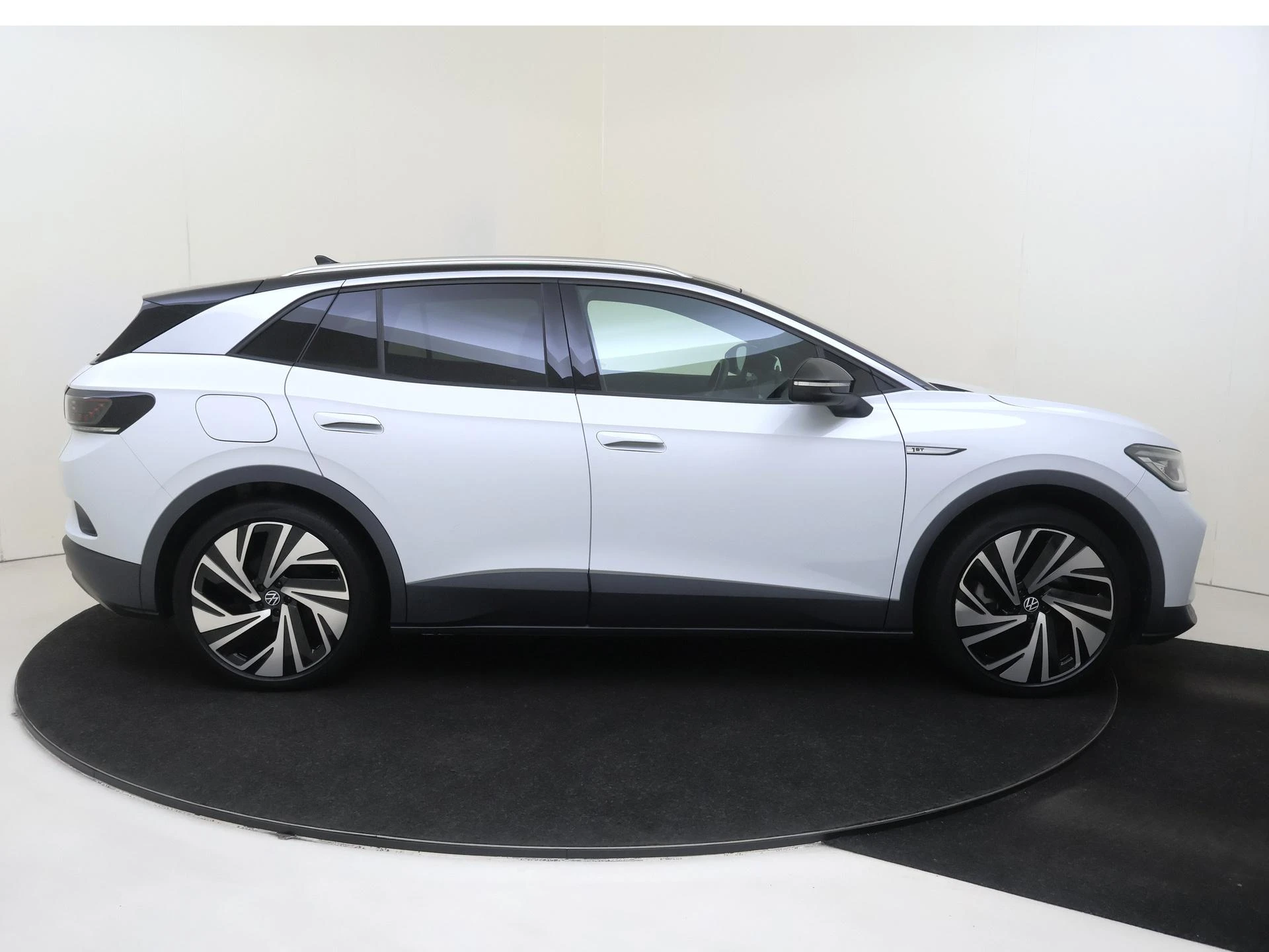 Volkswagen-ID.4-image-8