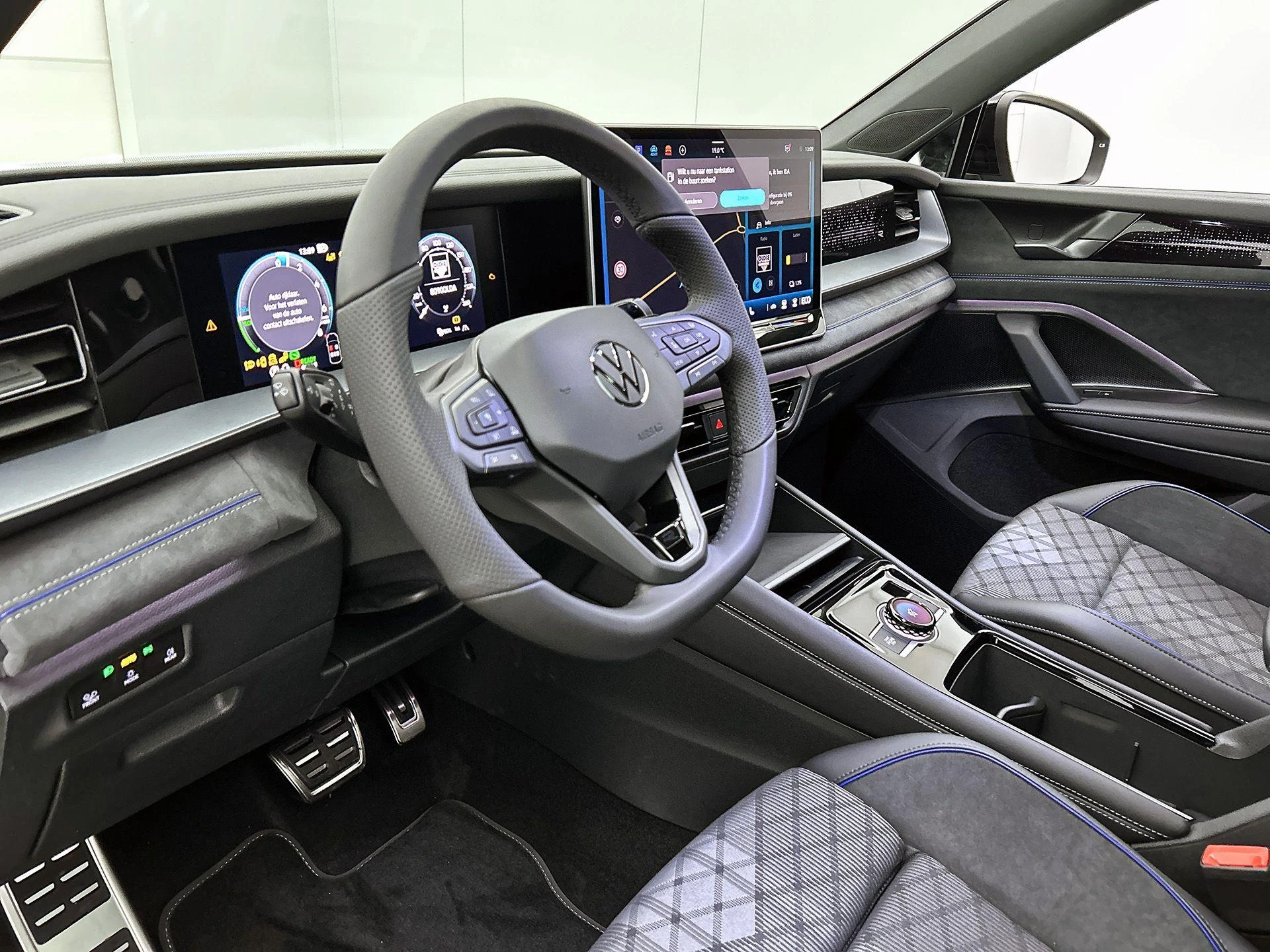 Volkswagen-Tayron-image-23