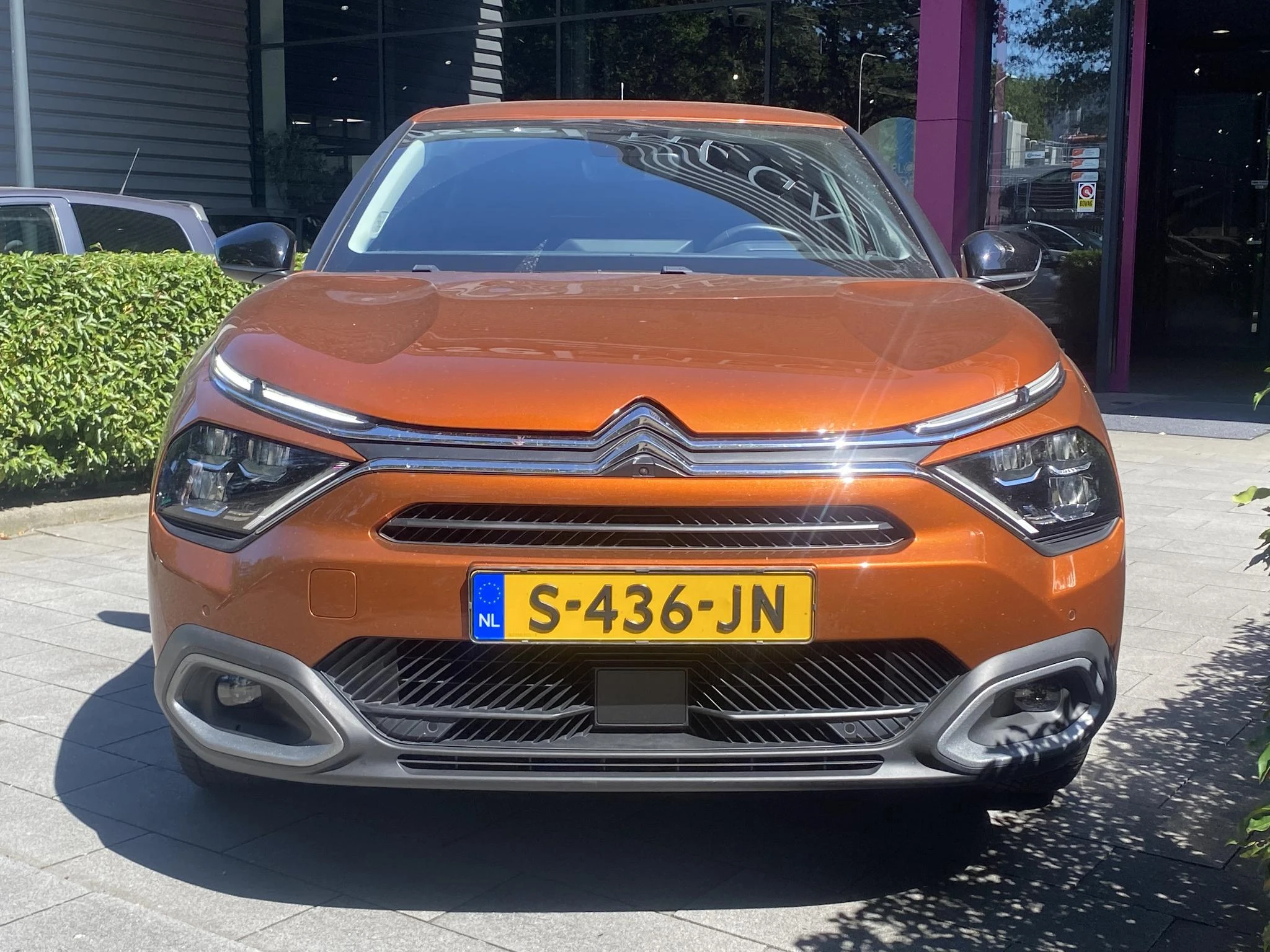 Citroën-ë-C4-image-1