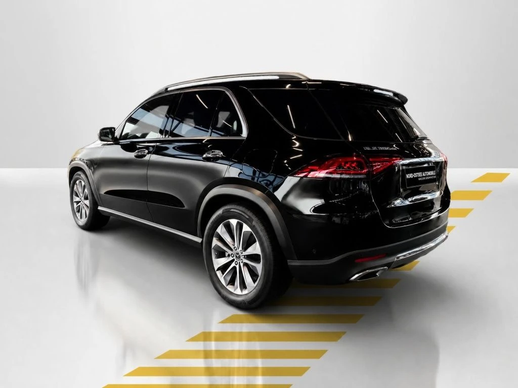 Mercedes-Benz-GLE 350 de-image-12