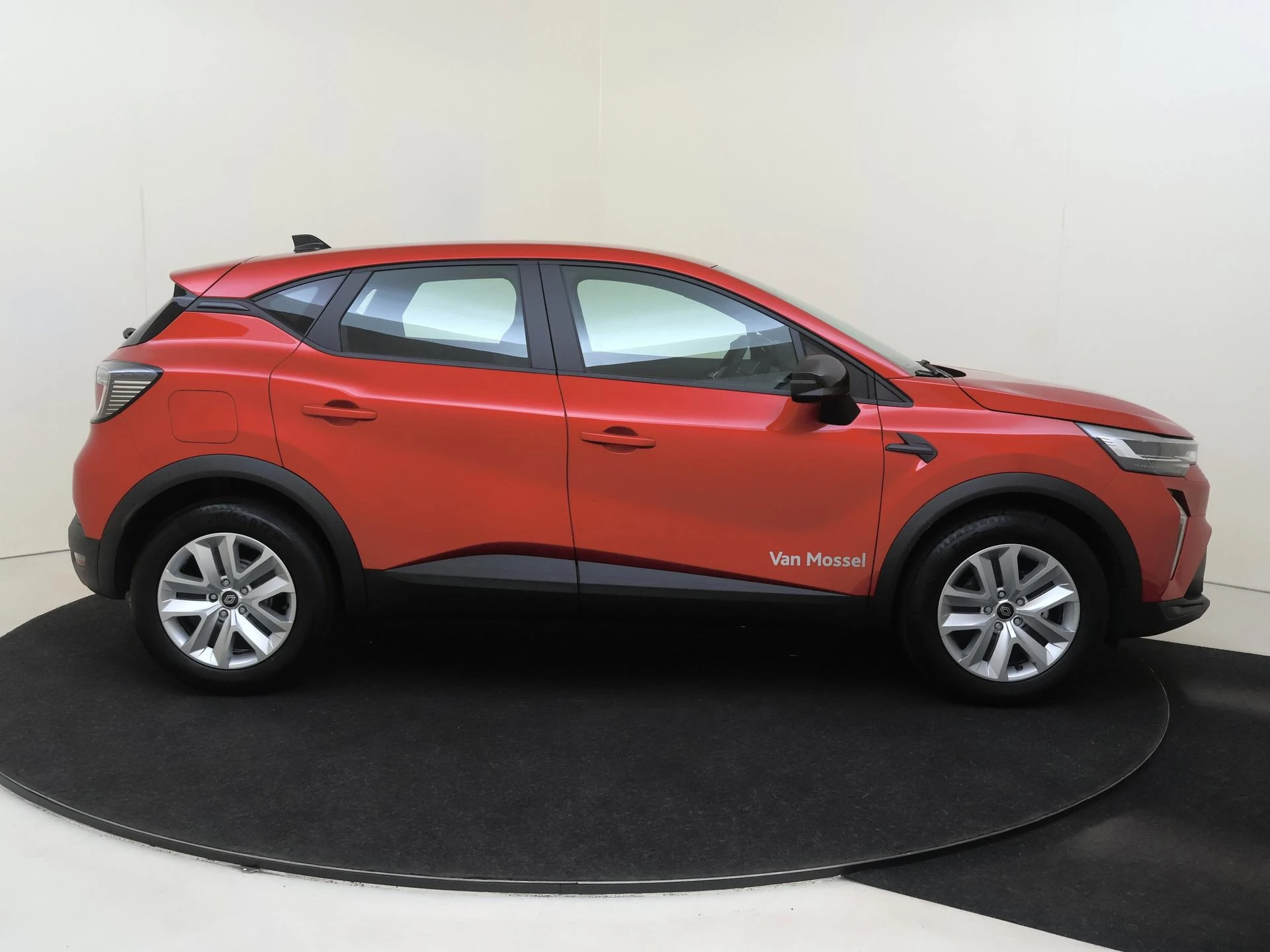 Renault-Captur-image-7