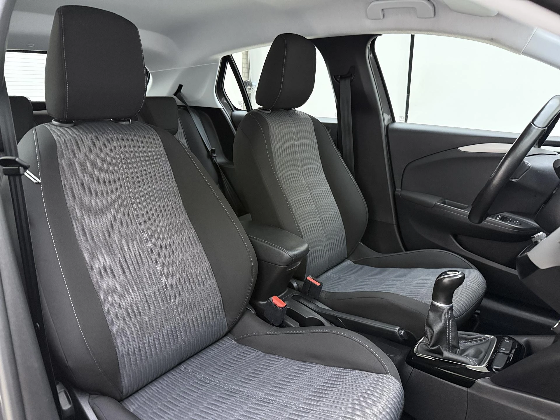 Opel-Corsa-image-4
