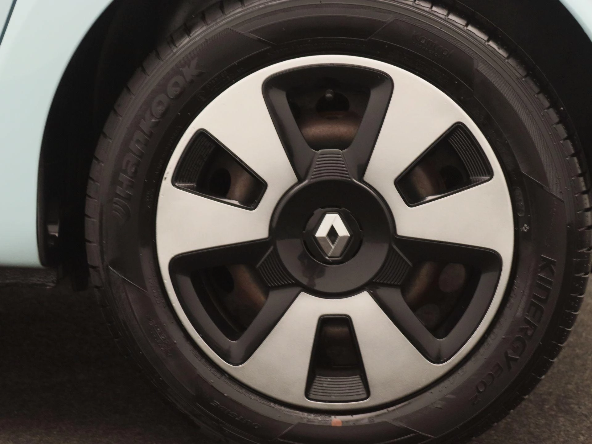 Renault-Twingo-image-16
