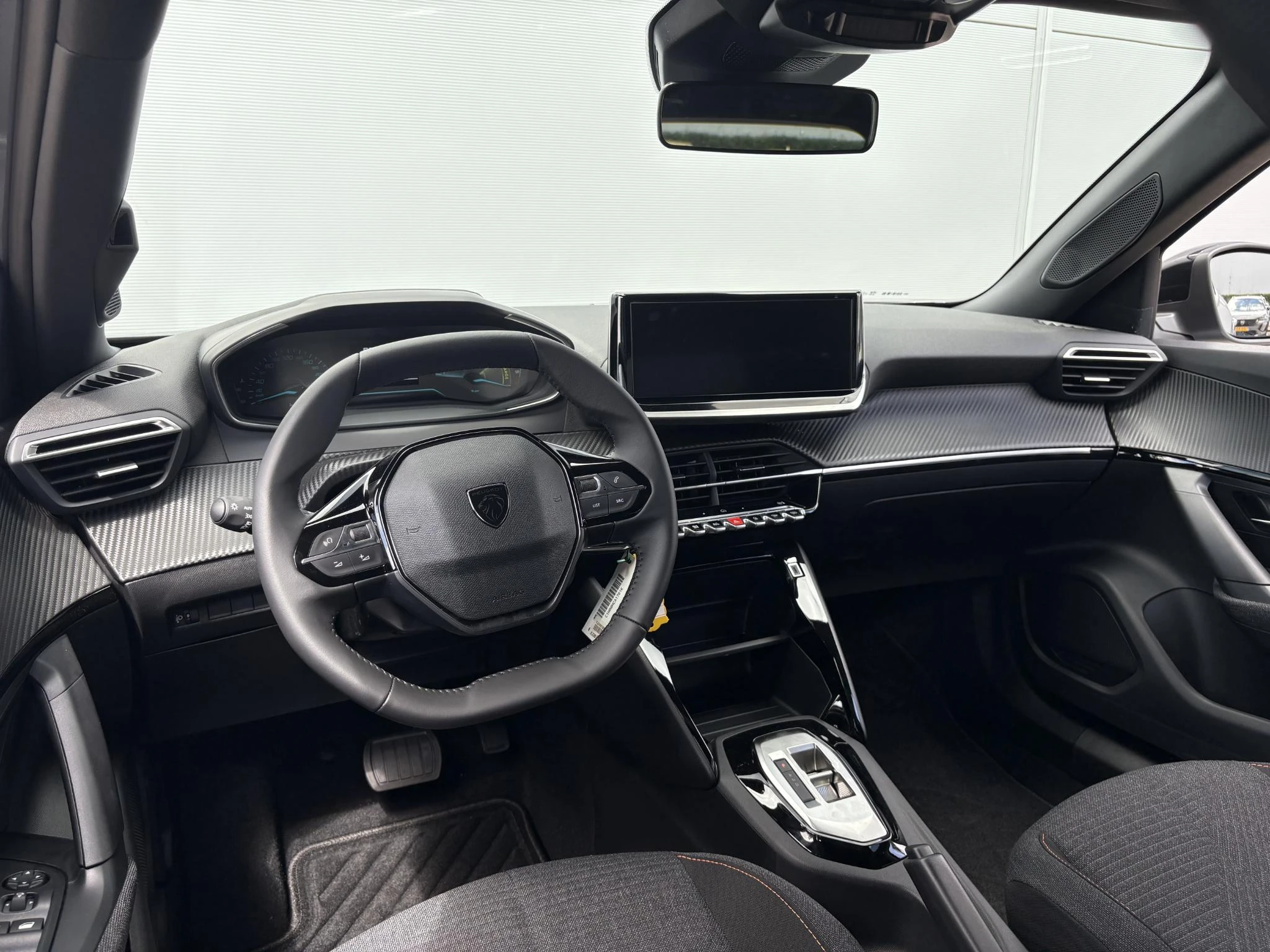 Peugeot-2008-image-9