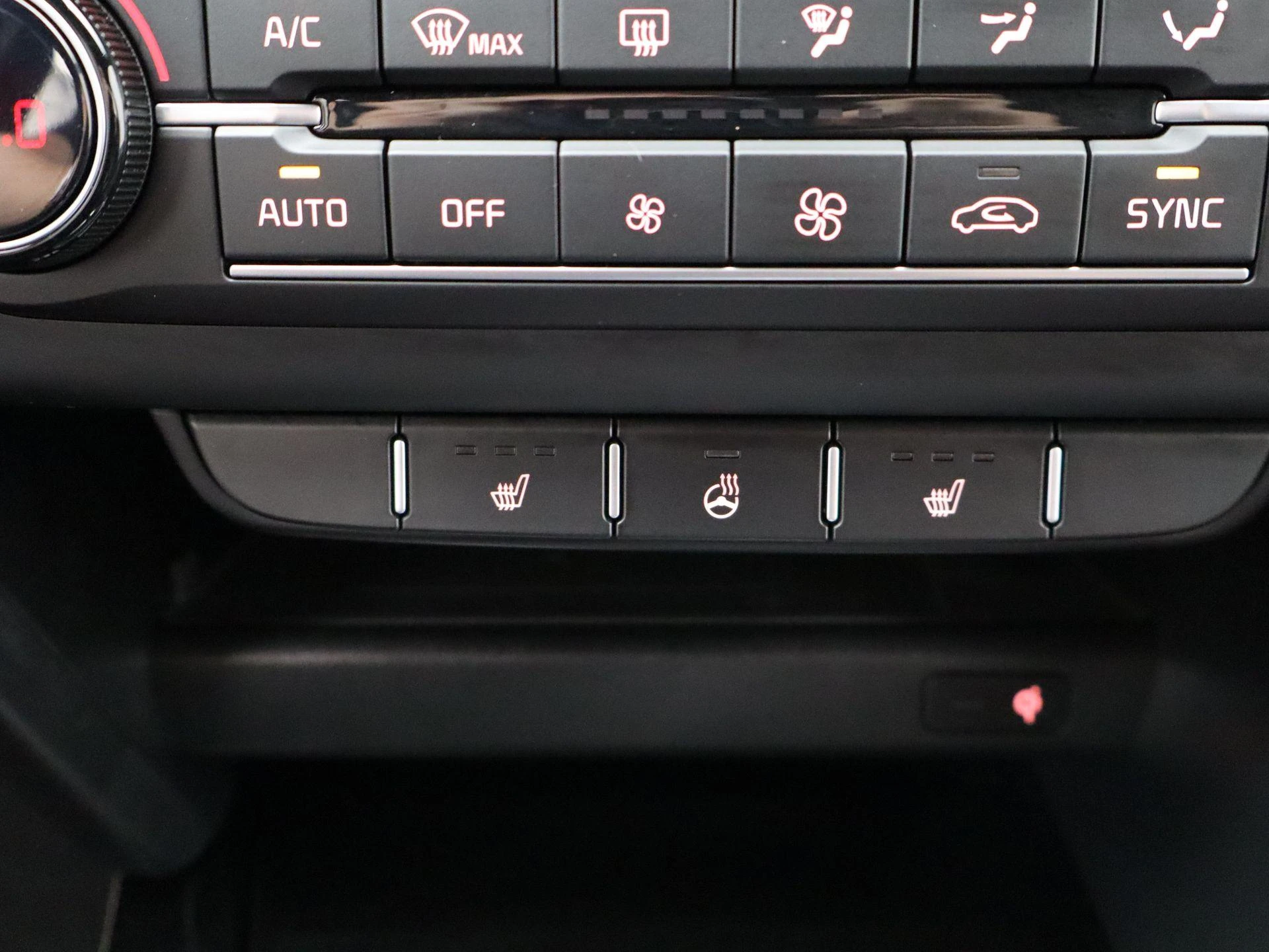 Kia-ProCeed-image-23