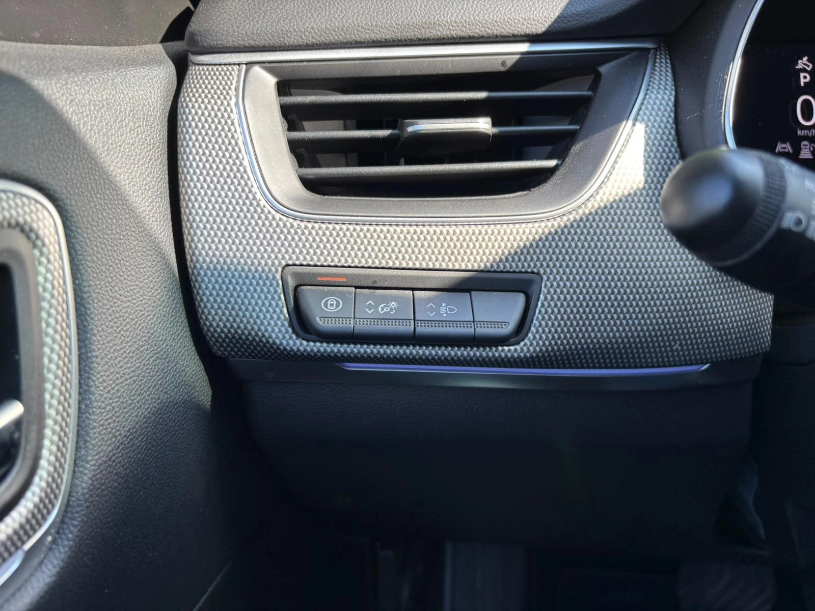 Renault-Arkana-image-15