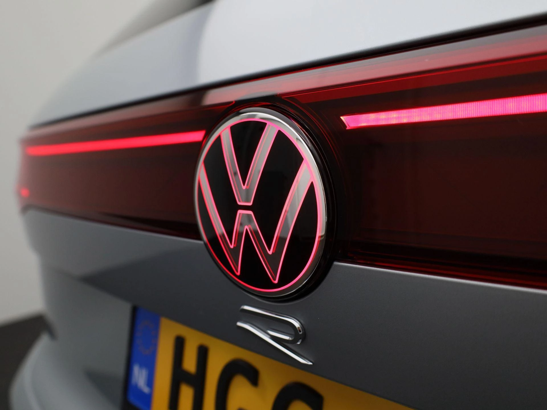 Volkswagen-Touareg-image-41