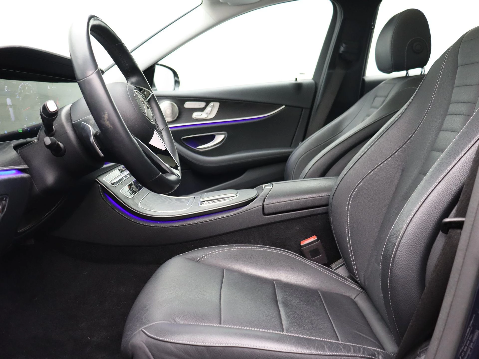 Mercedes-Benz Classe E 200 Business Solution Estate + LEDER + PANO DAK + BURMESTER + TREKHAAK +360VIEW