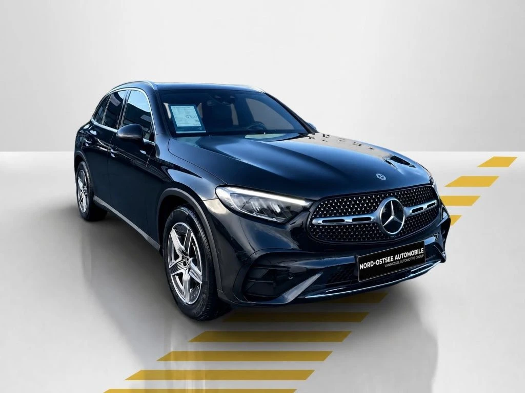 Mercedes-Benz-GLC 300 d-image-17