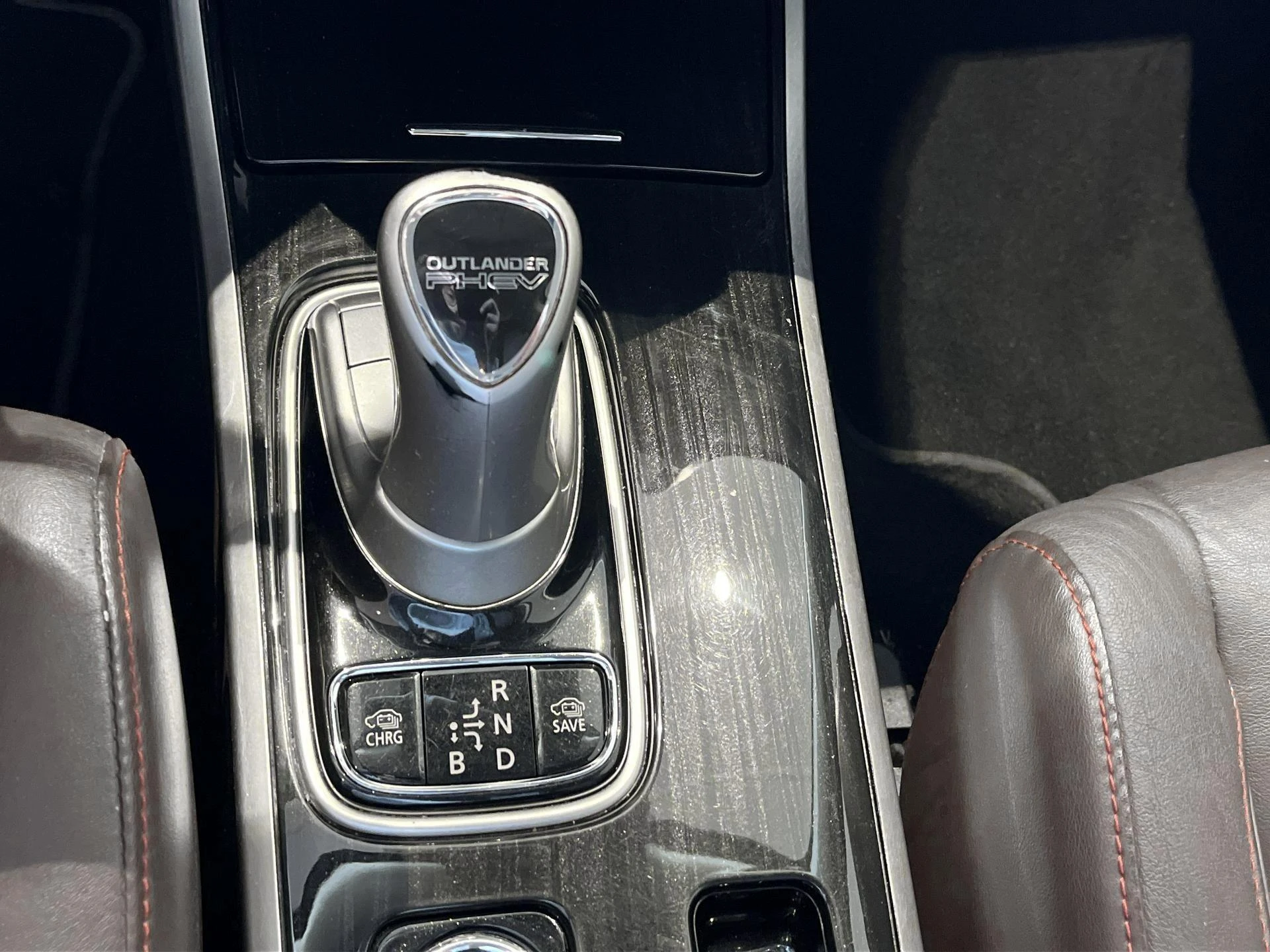 Mitsubishi-Outlander-image-16