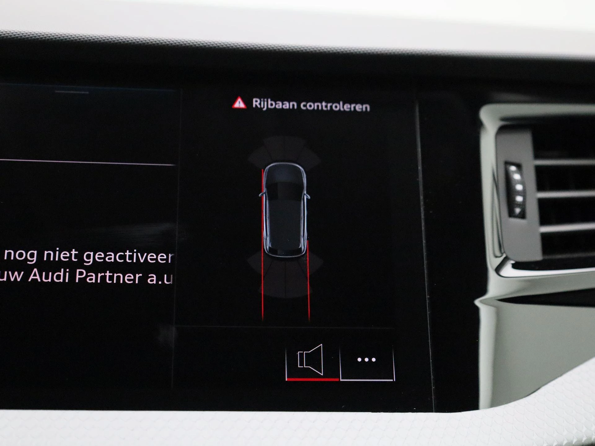 Audi-A1 Sportback-image-32